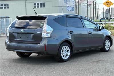 2013 Toyota Prius - Thumbnail