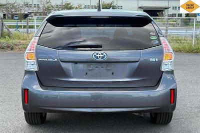 2013 Toyota Prius - Thumbnail