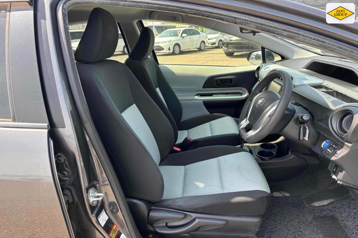 2012 Toyota Aqua