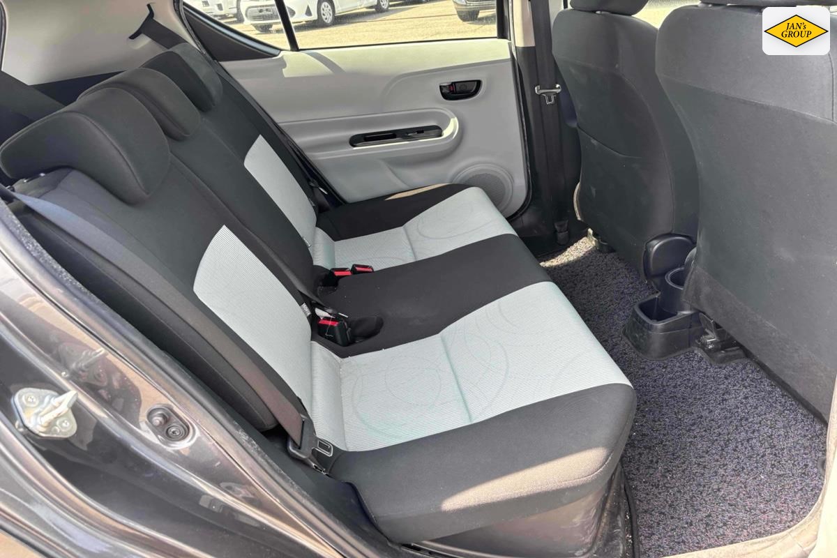 2012 Toyota Aqua