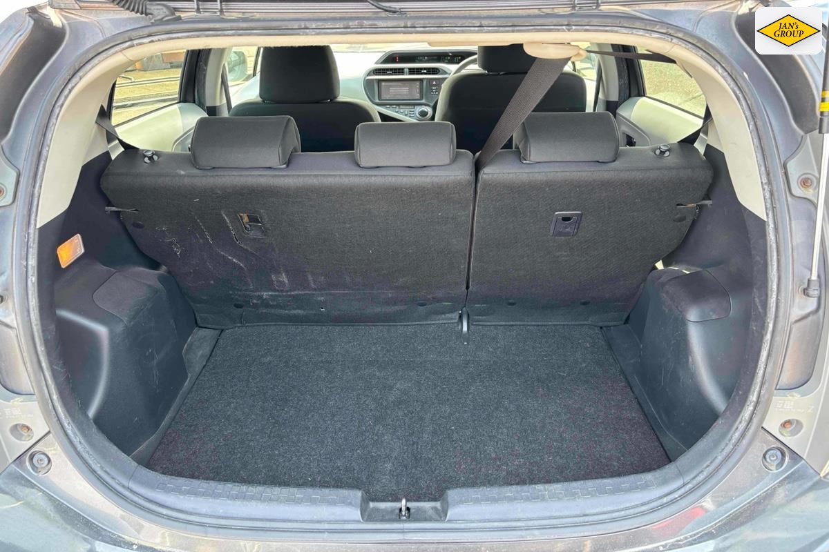 2012 Toyota Aqua