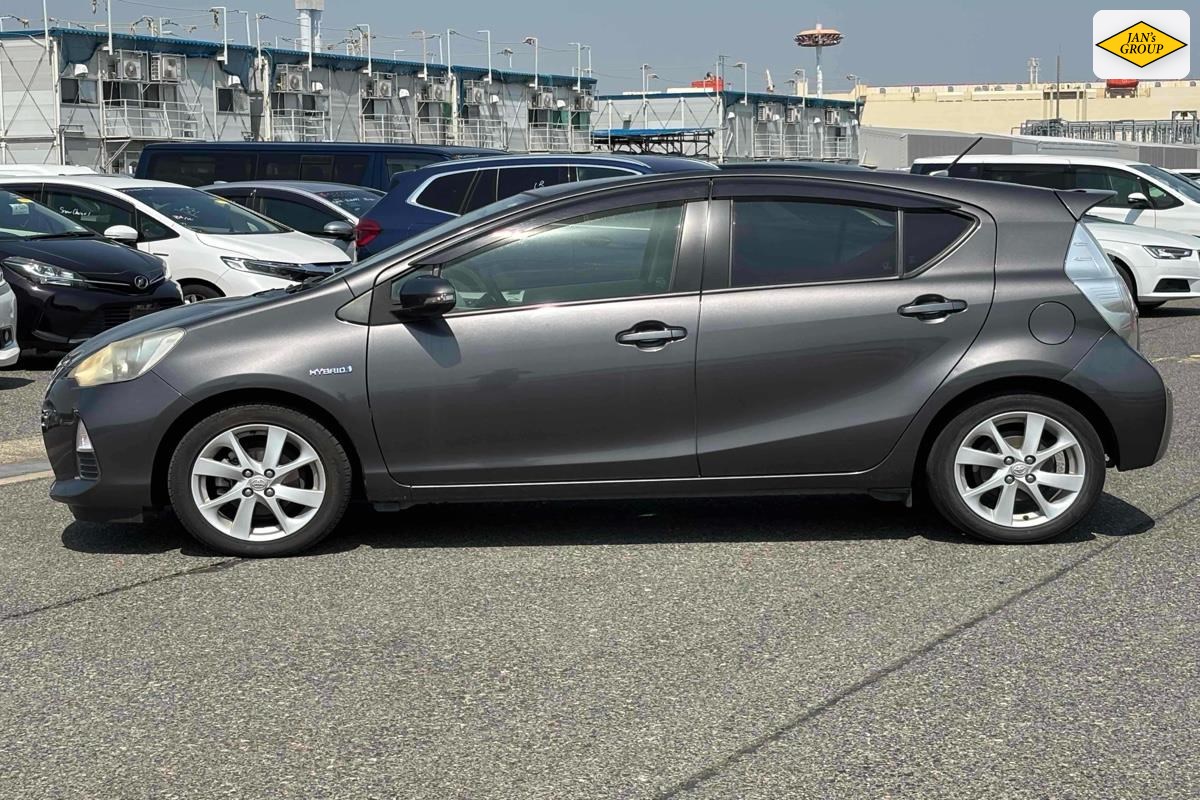 2012 Toyota Aqua