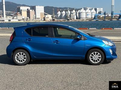 2016 Toyota Aqua - Thumbnail