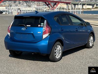 2016 Toyota Aqua - Thumbnail