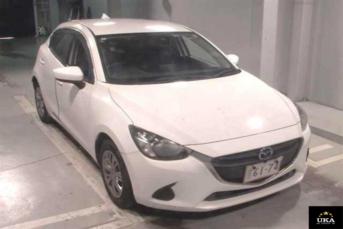2017 Mazda Demio