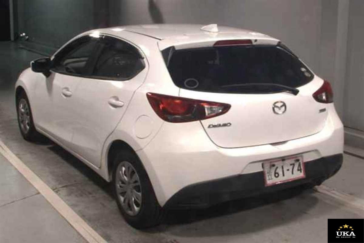 2017 Mazda Demio