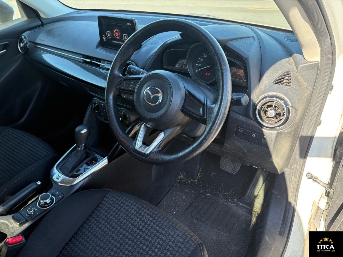 2017 Mazda Demio