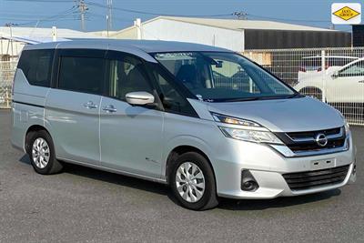 2017 Nissan Serena