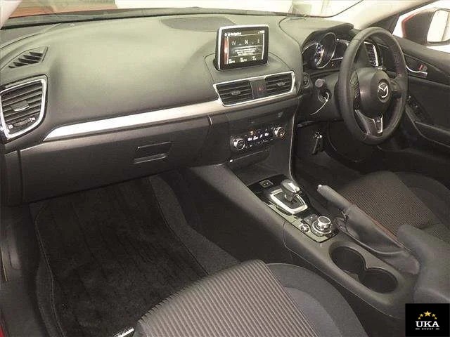 2015 Mazda Axela