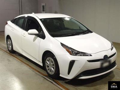 2021 Toyota Prius - Thumbnail