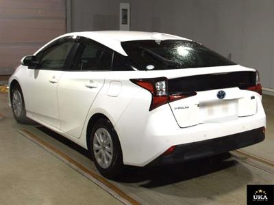 2021 Toyota Prius - Thumbnail