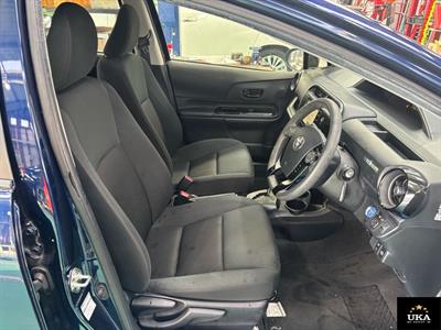 2018 Toyota Aqua - Thumbnail