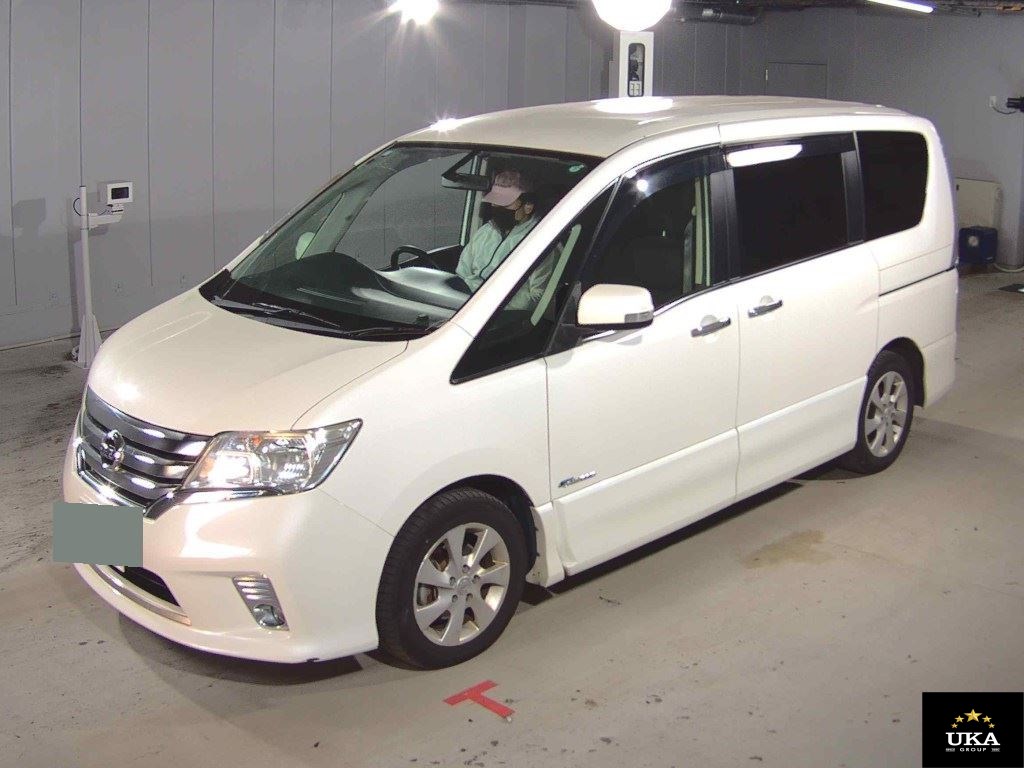 2013 Nissan Serena