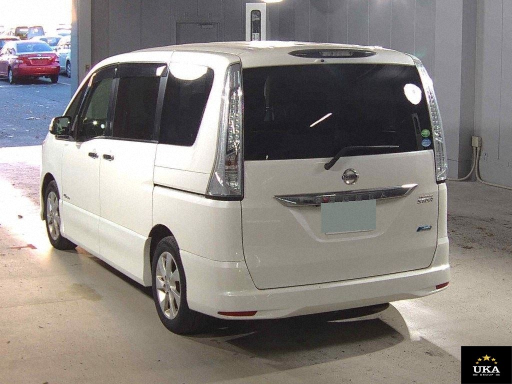 2013 Nissan Serena