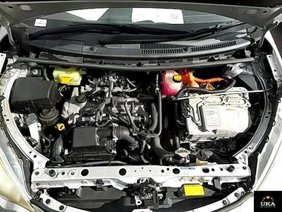 2012 Toyota Aqua - Thumbnail
