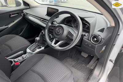 2017 Mazda Demio - Thumbnail