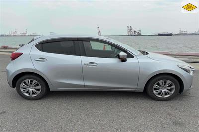 2017 Mazda Demio - Thumbnail
