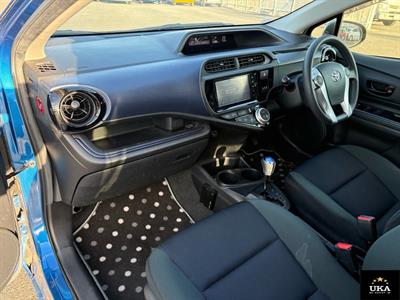 2015 Toyota Aqua - Thumbnail