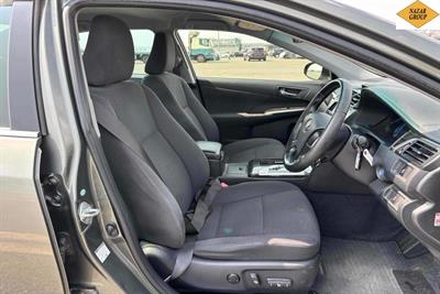 2012 Toyota Camry - Thumbnail