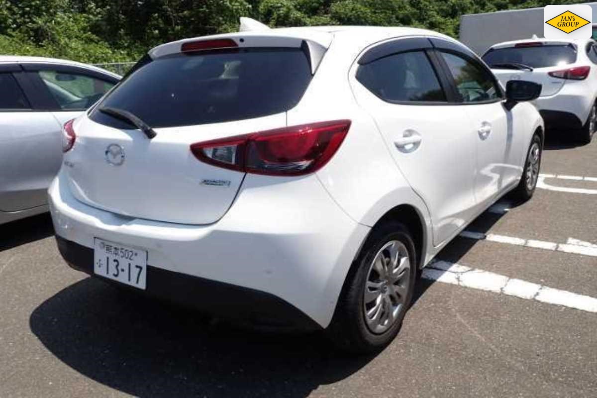 2019 Mazda Demio