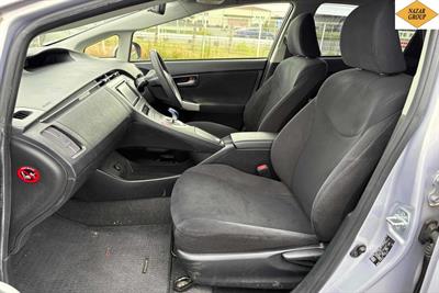 2014 Toyota Prius - Thumbnail