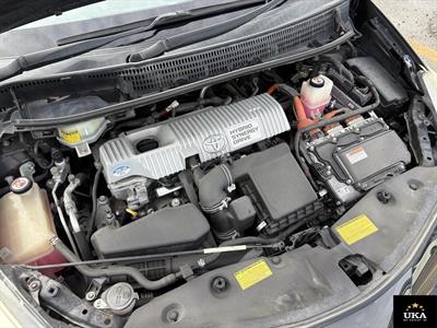 2013 Toyota Prius - Thumbnail