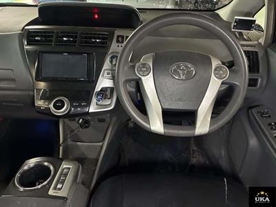2013 Toyota Prius - Thumbnail