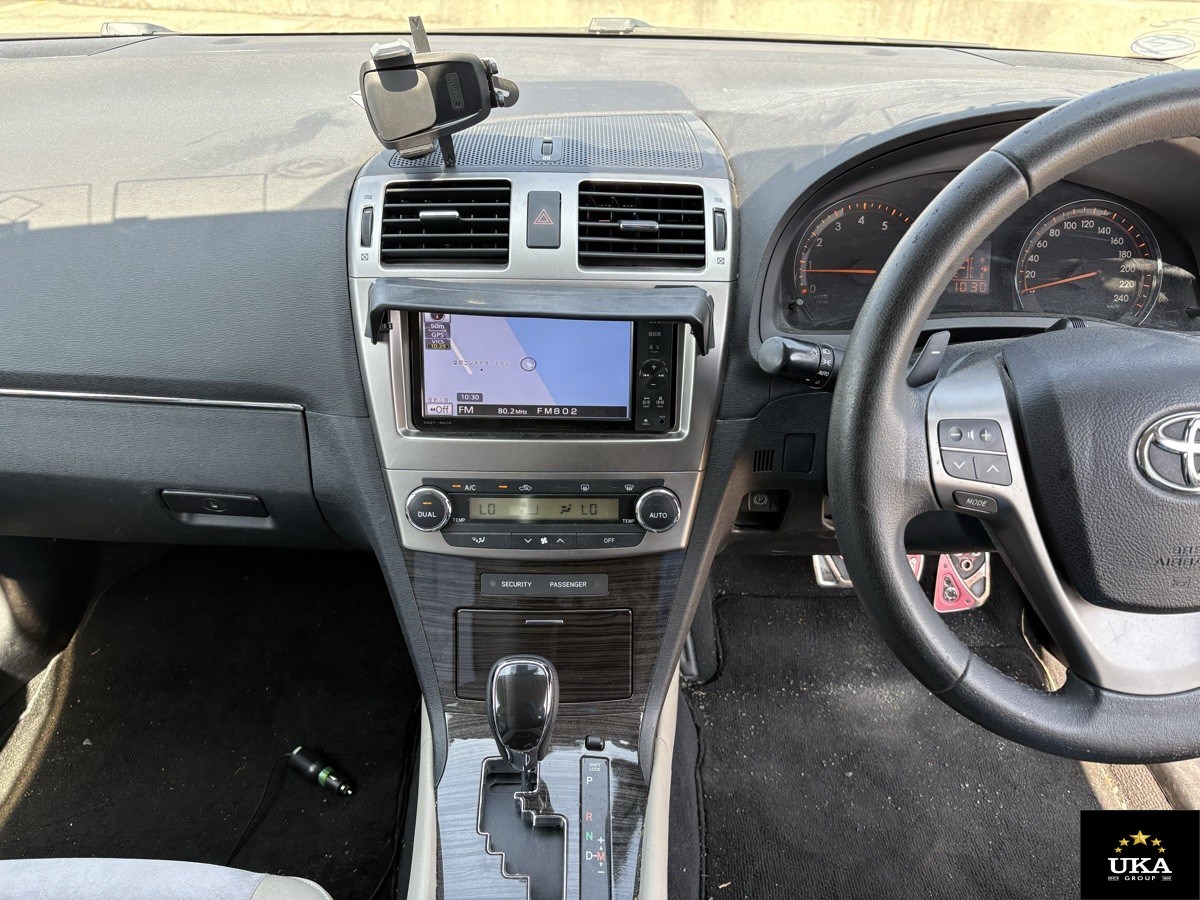 2013 Toyota Avensis