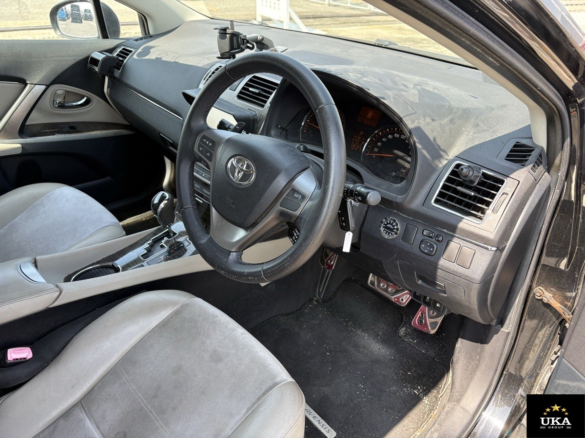 2013 Toyota Avensis
