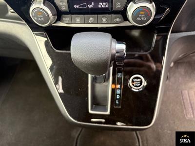 2019 Nissan Serena - Thumbnail