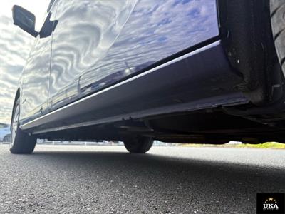 2019 Nissan Serena - Thumbnail