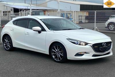 2016 Mazda Axela