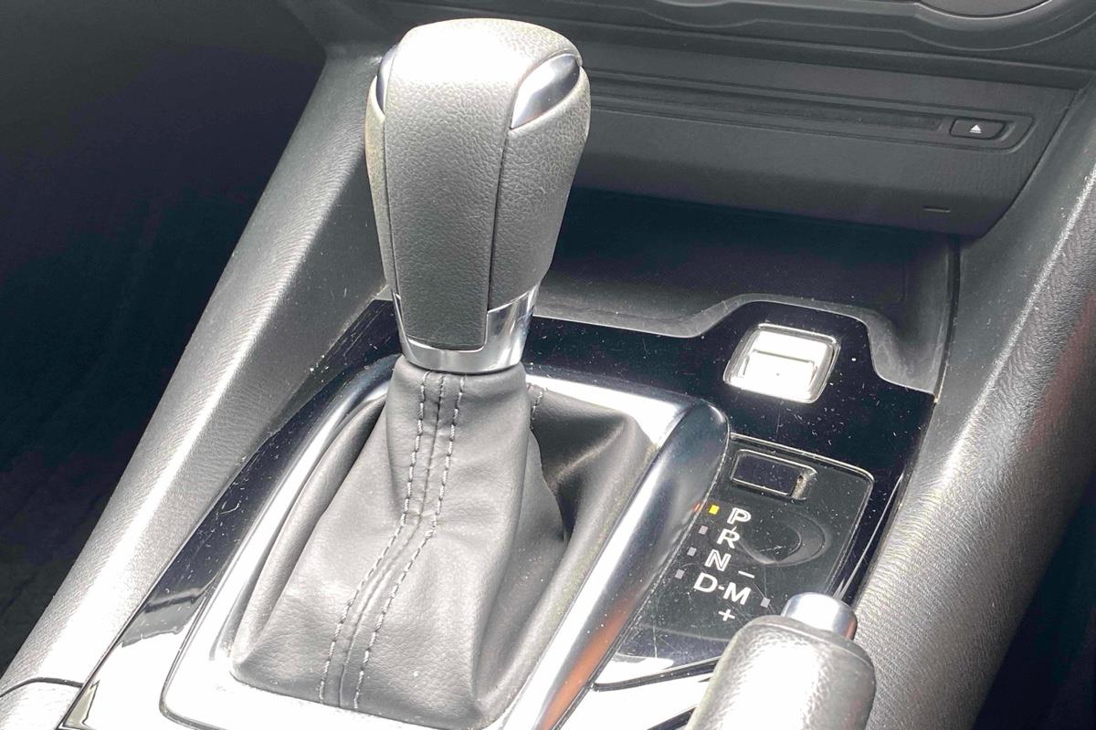 2016 Mazda Axela