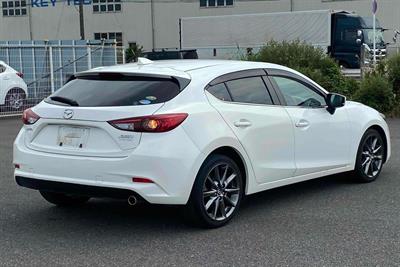 2016 Mazda Axela - Thumbnail