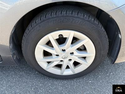 2012 Toyota Prius - Thumbnail