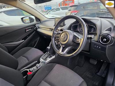 2016 Mazda Demio - Thumbnail