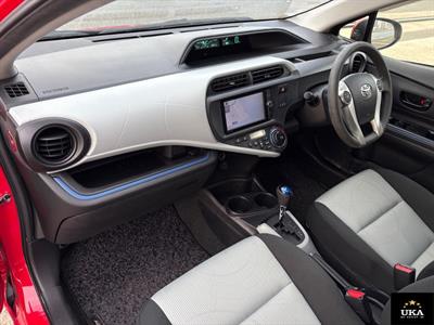 2013 Toyota Aqua - Thumbnail