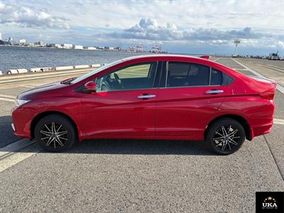 2015 Honda Grace - Thumbnail