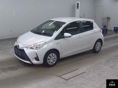 2017 Toyota Vitz
