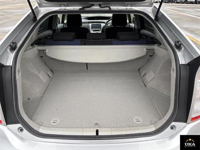 2015 Toyota Prius - Thumbnail