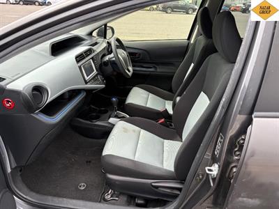 2014 Toyota Aqua - Thumbnail