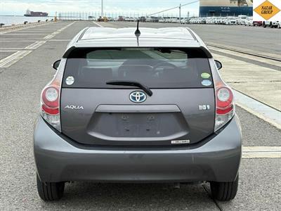 2014 Toyota Aqua - Thumbnail