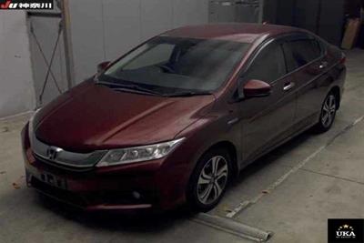 2015 Honda Grace - Thumbnail