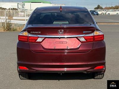 2015 Honda Grace - Thumbnail