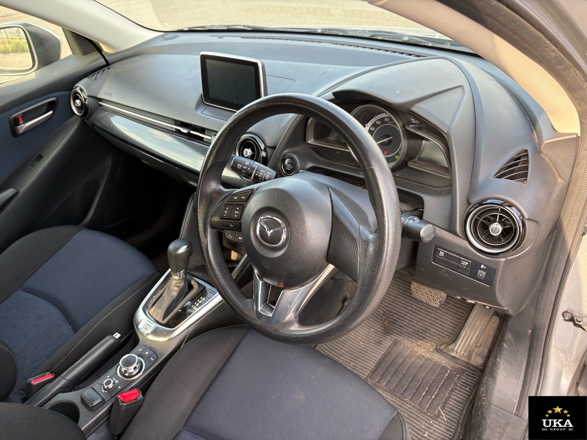 2016 Mazda Demio