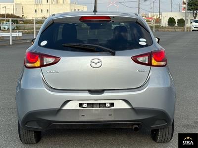 2016 Mazda Demio - Thumbnail