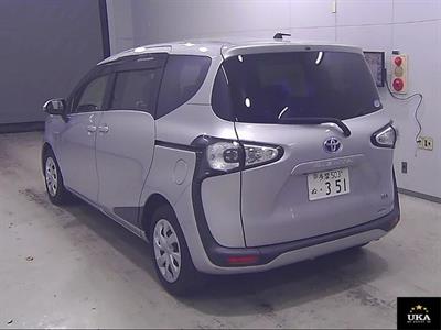 2015 Toyota Sienta - Thumbnail