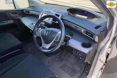2013 Honda Freed - Thumbnail