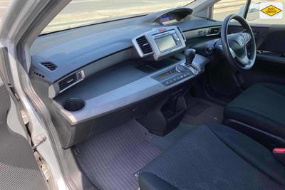 2013 Honda Freed - Thumbnail