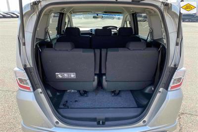 2013 Honda Freed - Thumbnail